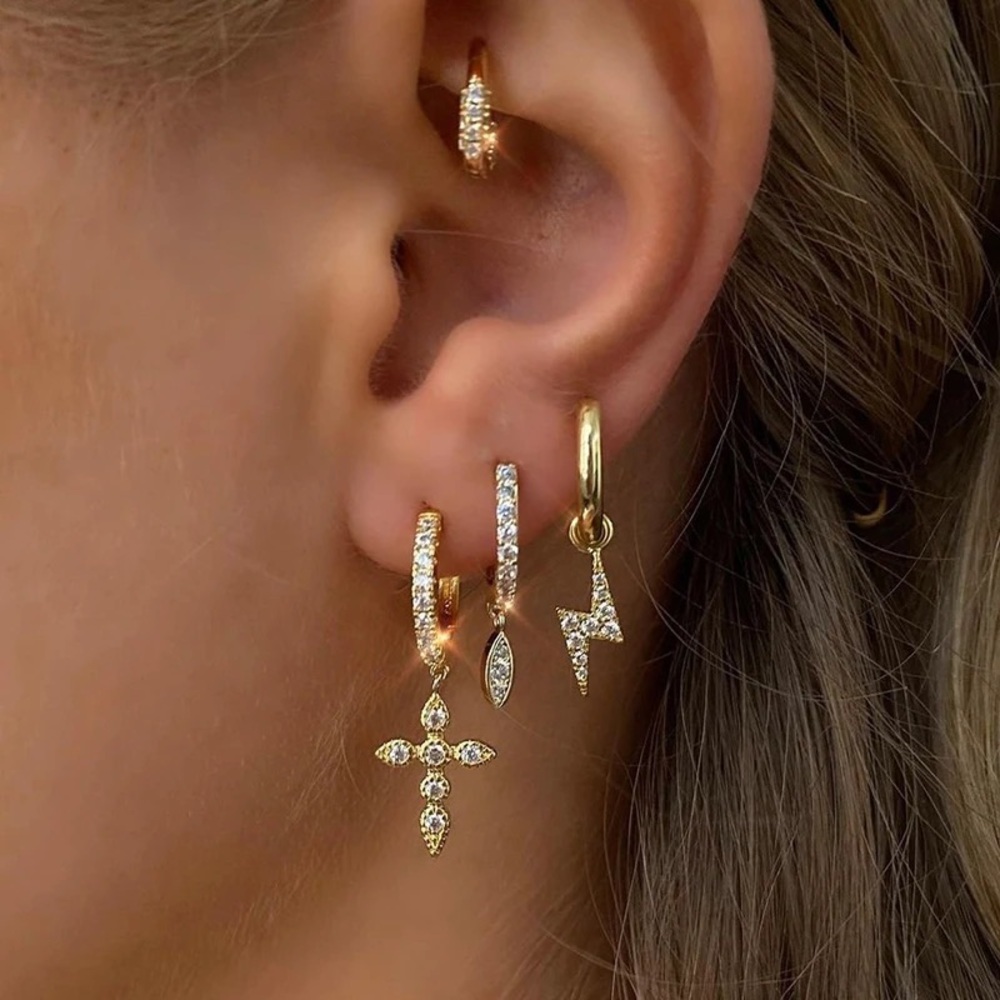 KISS Fashion Cubic Zircon Simple Lightning Drop Earrings For Women Mini Hoop